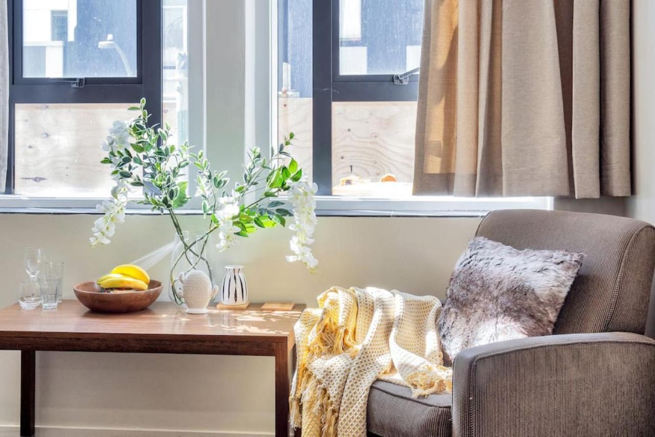 Urban Deco Apartment On Queen Street أوكلاند المظهر الخارجي الصورة